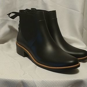 Bernardo Paxton rubber rain waterproof boots booties size 11